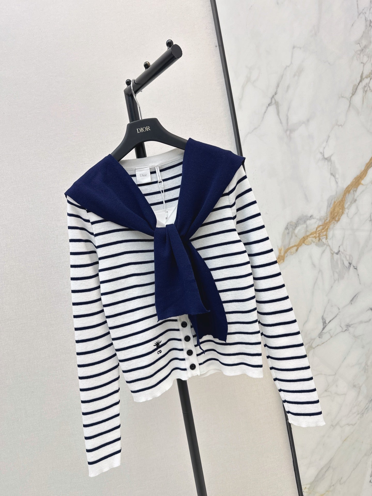 Dior/26 Early Autumn Latest Striped Knit Cardigan