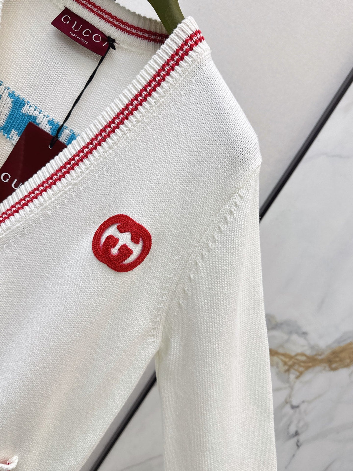 Gucci / 26 Early Autumn Latest Logo Jacquard V-Neck Knit Cardigan