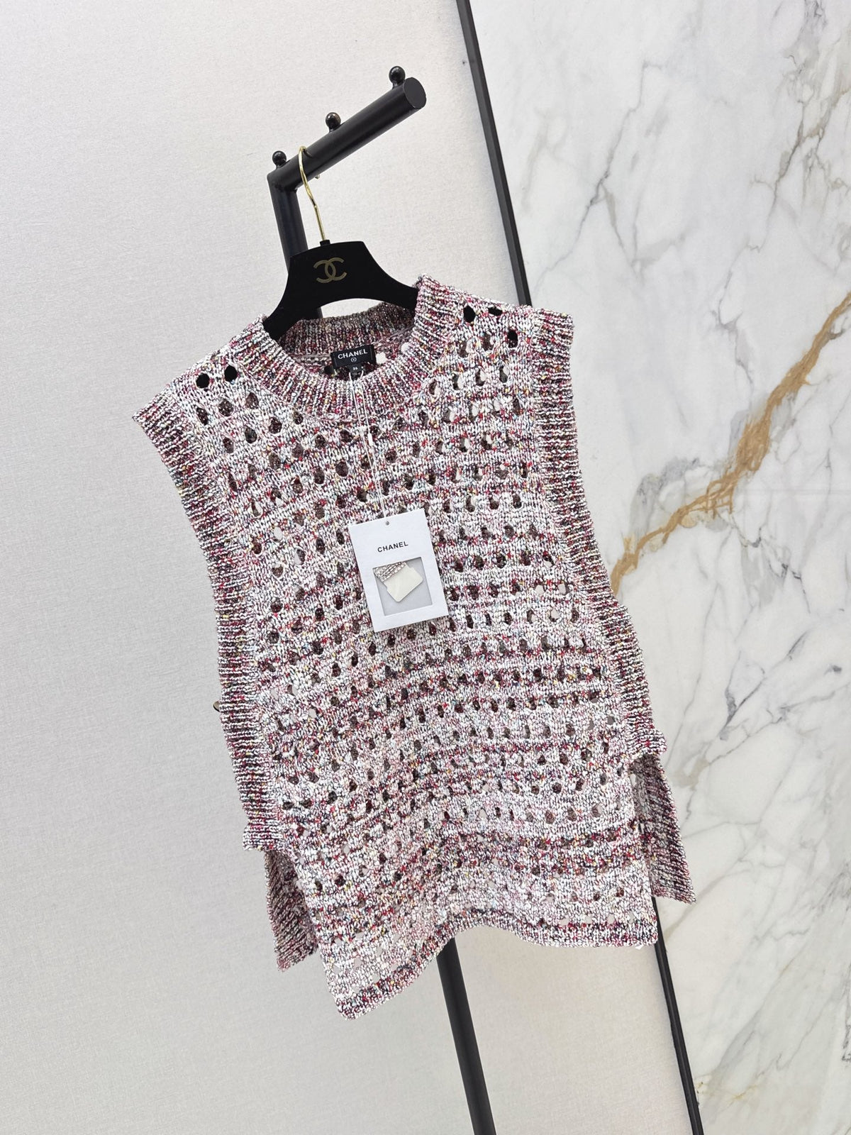 Chanel / 26 Fall-Winter Latest Atmosphere Polka Dot Hollow Vest