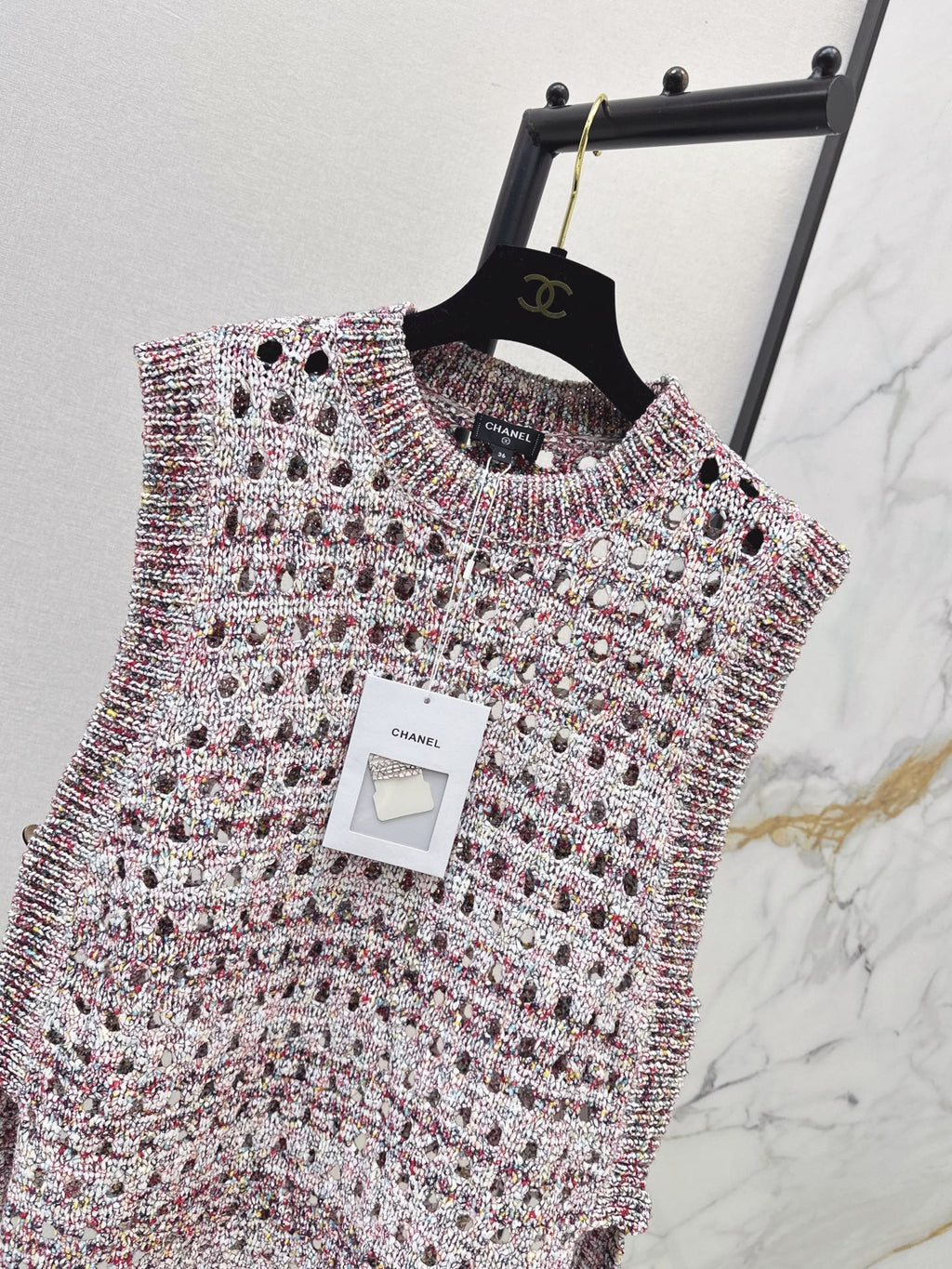 Chanel / 26 Fall-Winter Latest Atmosphere Polka Dot Hollow Vest