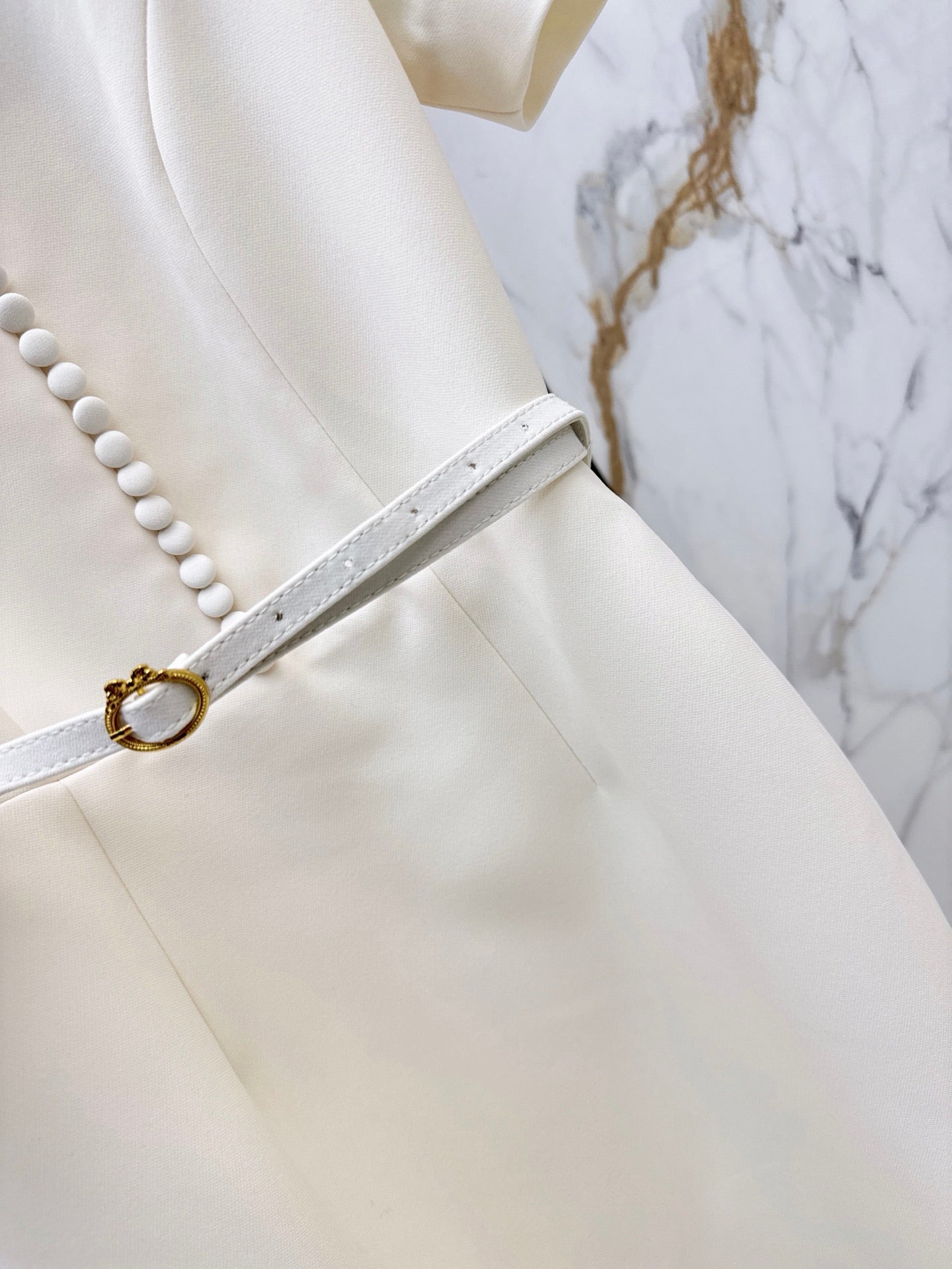 Dior/26 Fall-Winter Latest Milk White Waist-Cinching Short Sleeve Dress