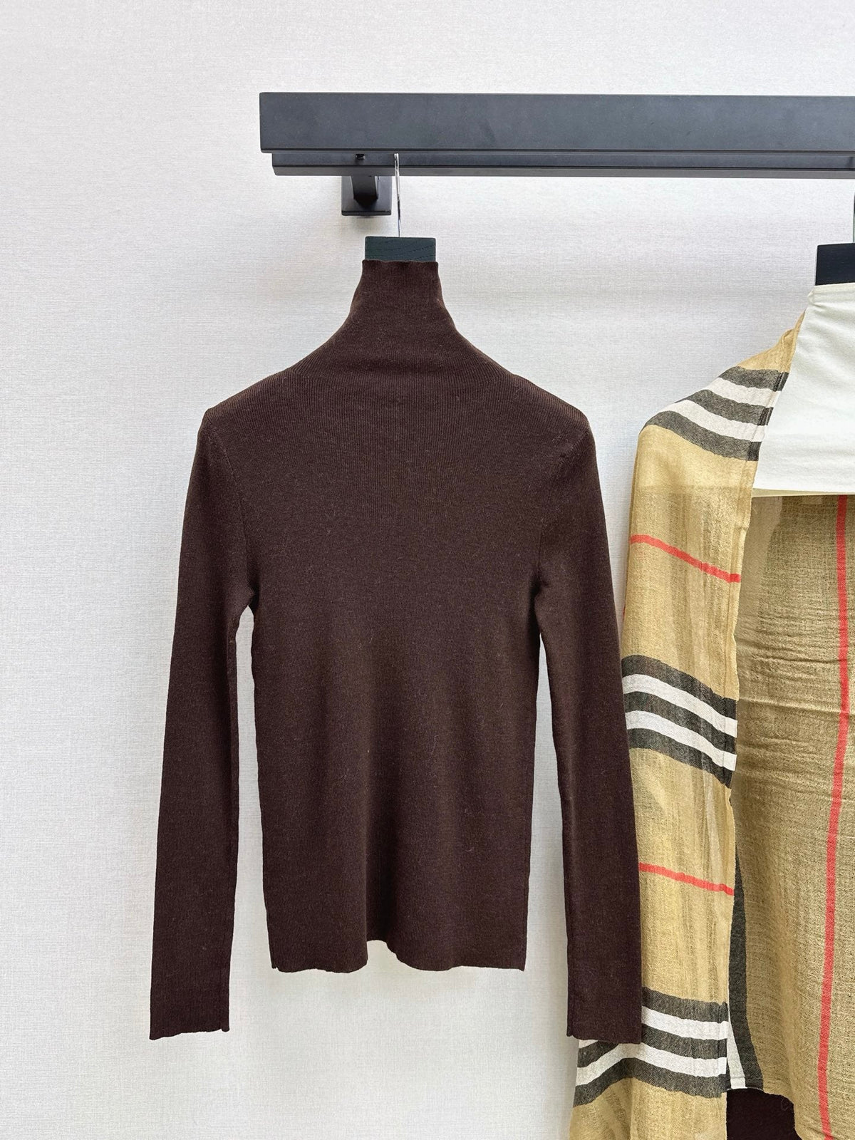 Dior/26 Early Autumn Latest Knit Set: Plaid Scarf + Turtleneck Top + Elastic Waist Straight Pants