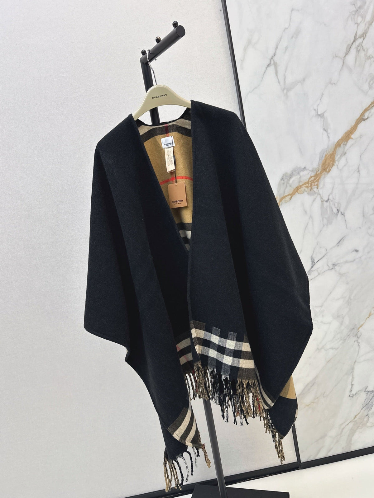 Burberry/26 Fall/Winter Latest Classic Pattern Wool Shawl, Large Scarf, or Cape