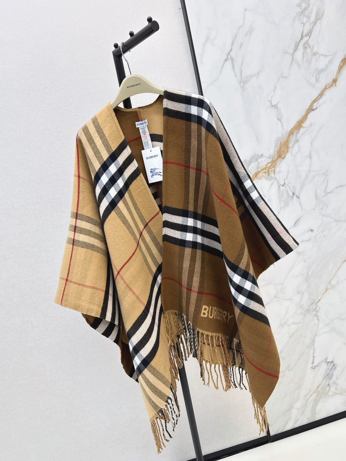 Burberry/26 Fall/Winter Latest Classic Pattern Wool Shawl, Large Scarf, or Cape