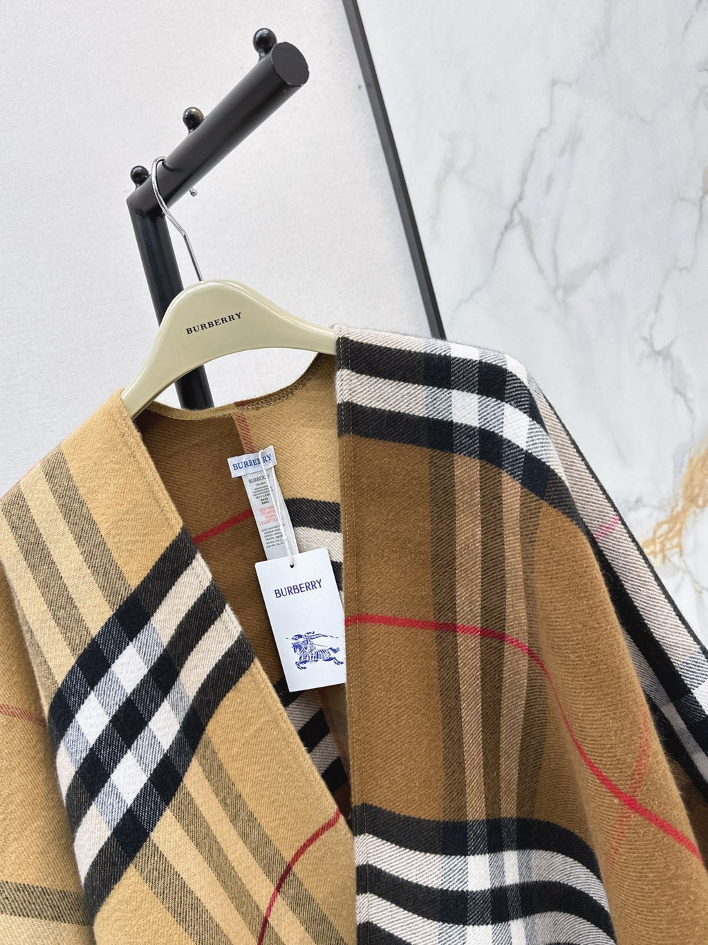 Burberry/26 Fall/Winter Latest Classic Pattern Wool Shawl, Large Scarf, or Cape