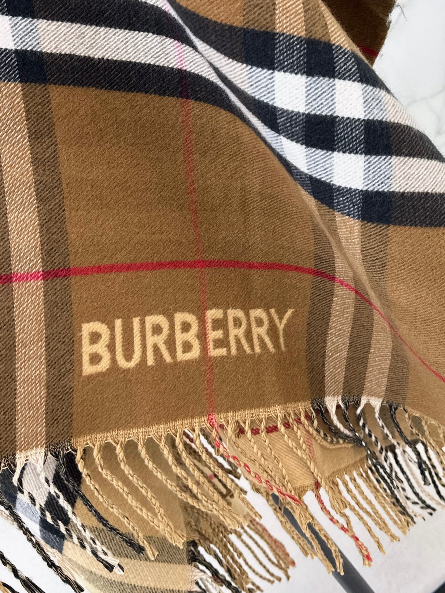 Burberry/26 Fall/Winter Latest Classic Pattern Wool Shawl, Large Scarf, or Cape