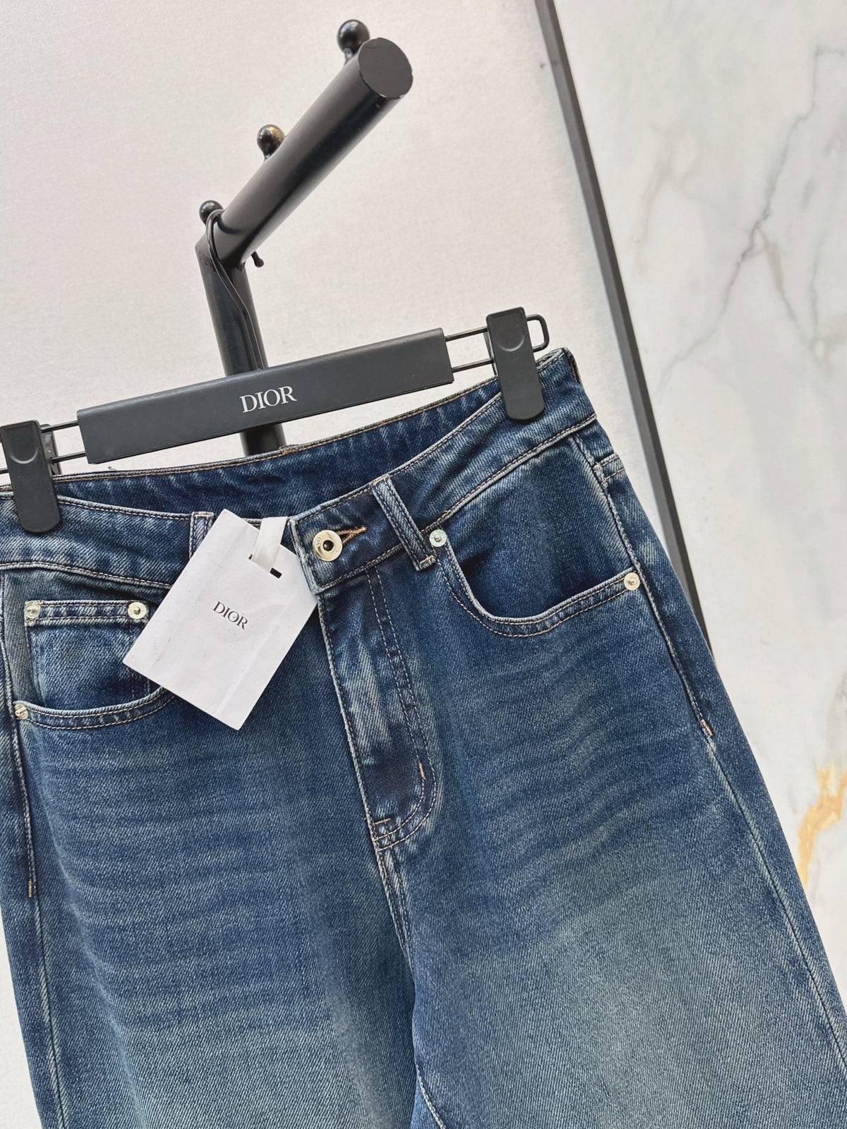 Dior / 26 Fall-Winter Latest Patchwork Design Vintage Washed Denim Jeans