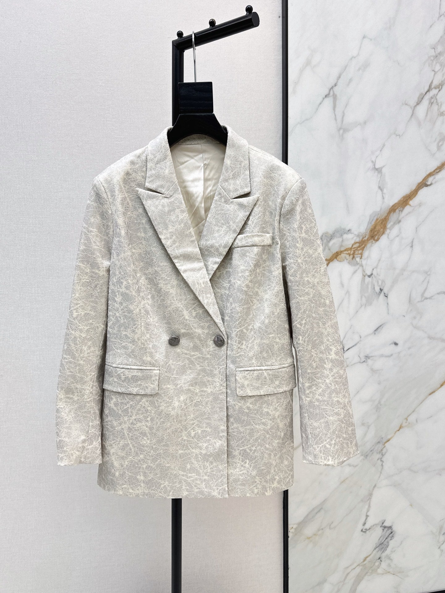 26 Fall/Winter Latest Double-Breasted Simple and Stylish Suit Jacket