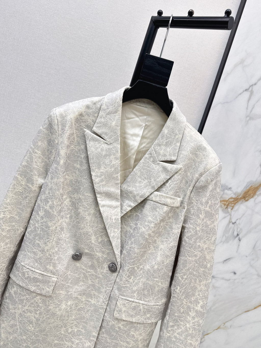 26 Fall/Winter Latest Double-Breasted Simple and Stylish Suit Jacket