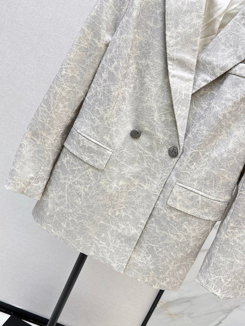 26 Fall/Winter Latest Double-Breasted Simple and Stylish Suit Jacket