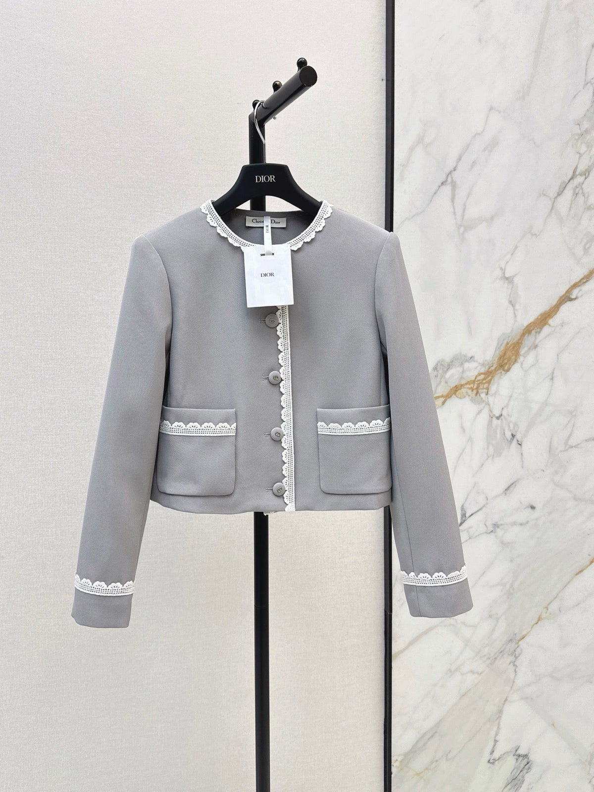Dior / 26 Early Autumn Latest Socialite-Style Color-Blocked Lace Round Neck Jacket
