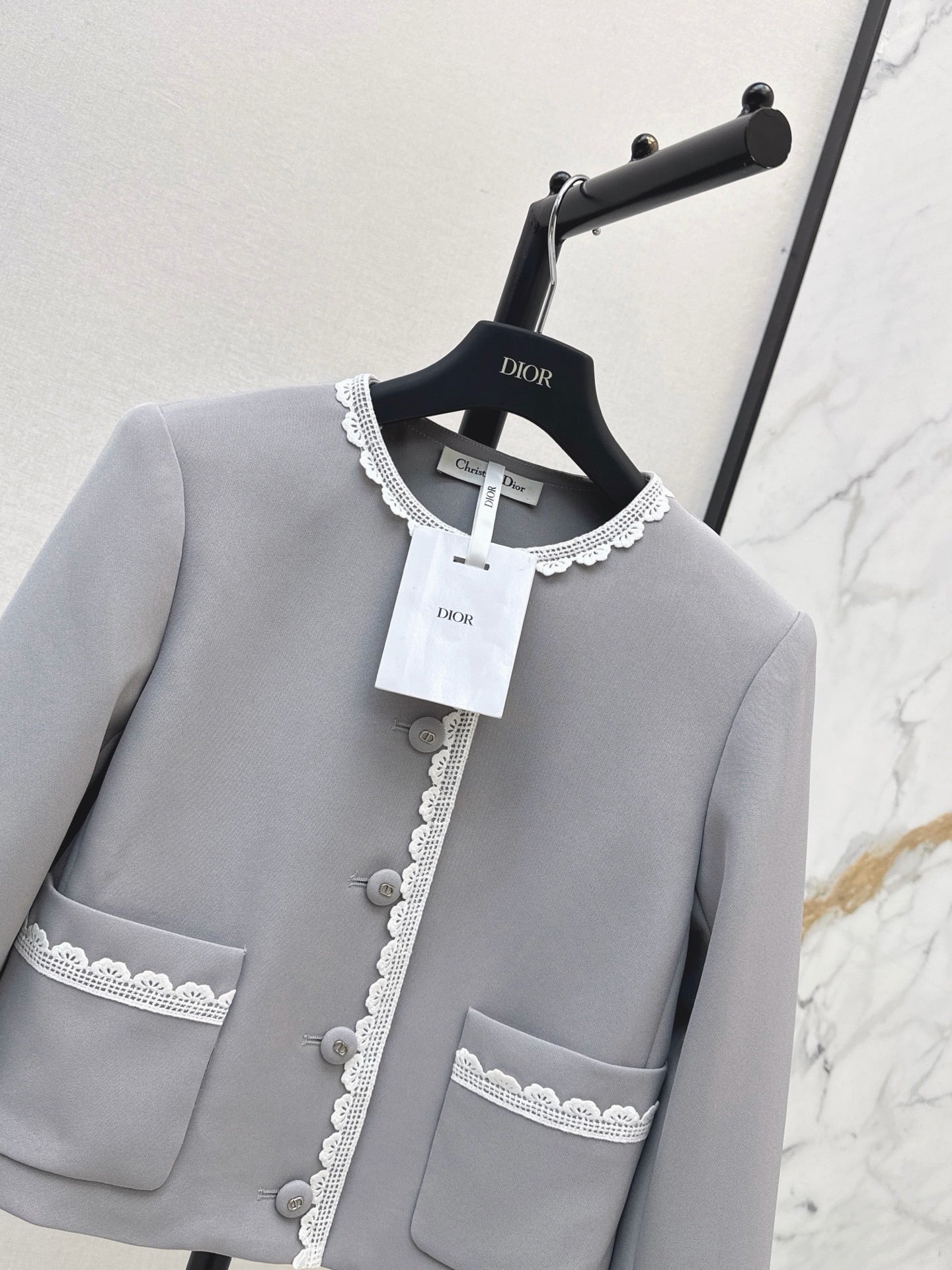 Dior / 26 Early Autumn Latest Socialite-Style Color-Blocked Lace Round Neck Jacket