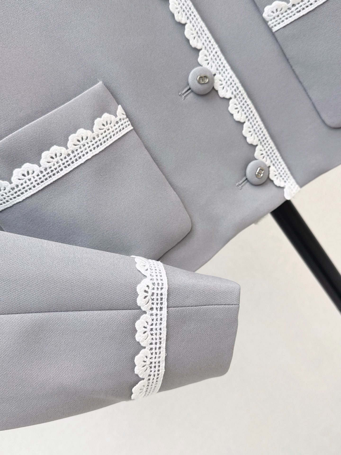 Dior / 26 Early Autumn Latest Socialite-Style Color-Blocked Lace Round Neck Jacket