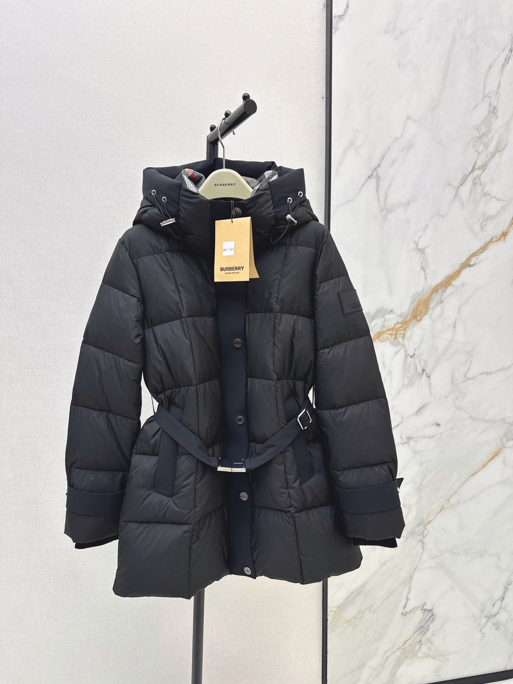 26 Fall/Winter Latest Hooded Mid-Length Down Jacket
