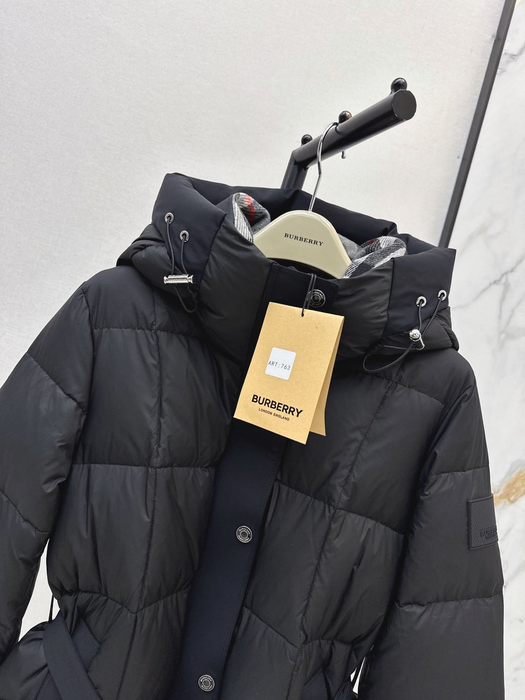 26 Fall/Winter Latest Hooded Mid-Length Down Jacket
