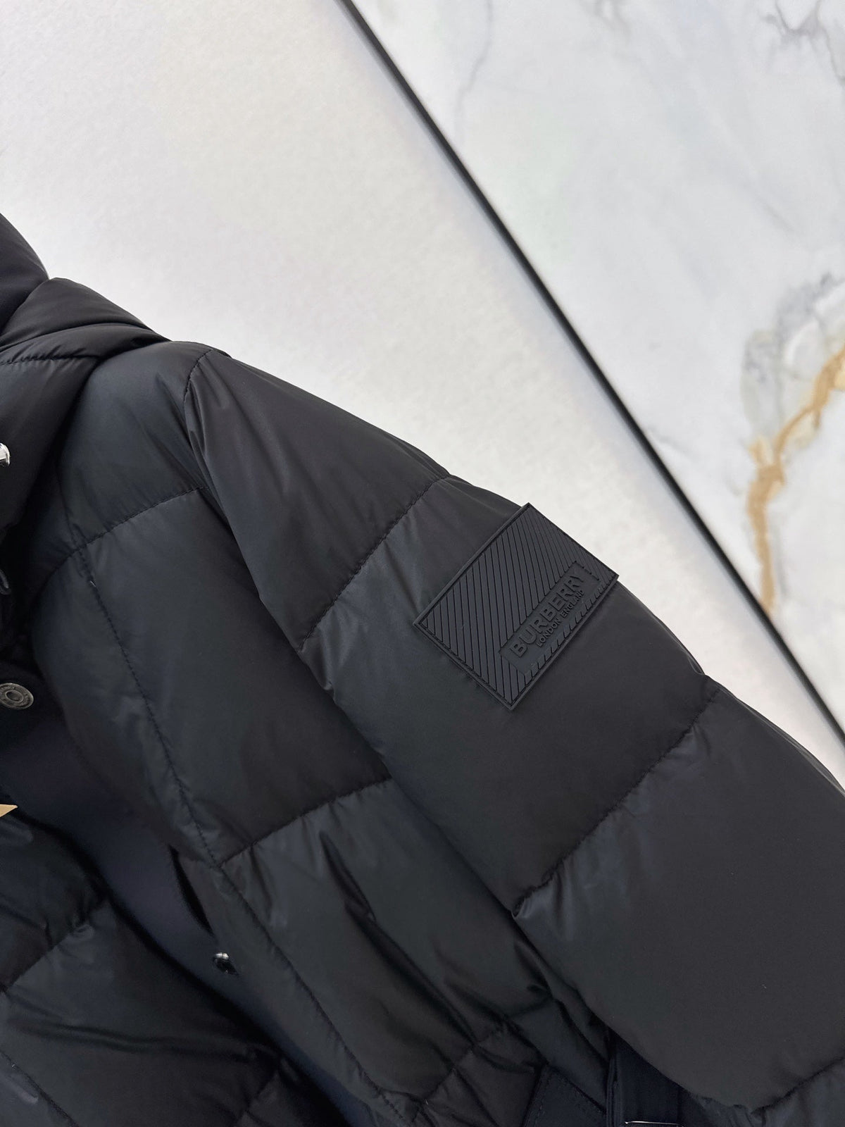 26 Fall/Winter Latest Hooded Mid-Length Down Jacket