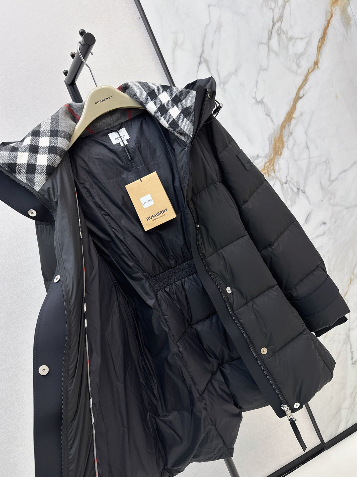 26 Fall/Winter Latest Hooded Mid-Length Down Jacket