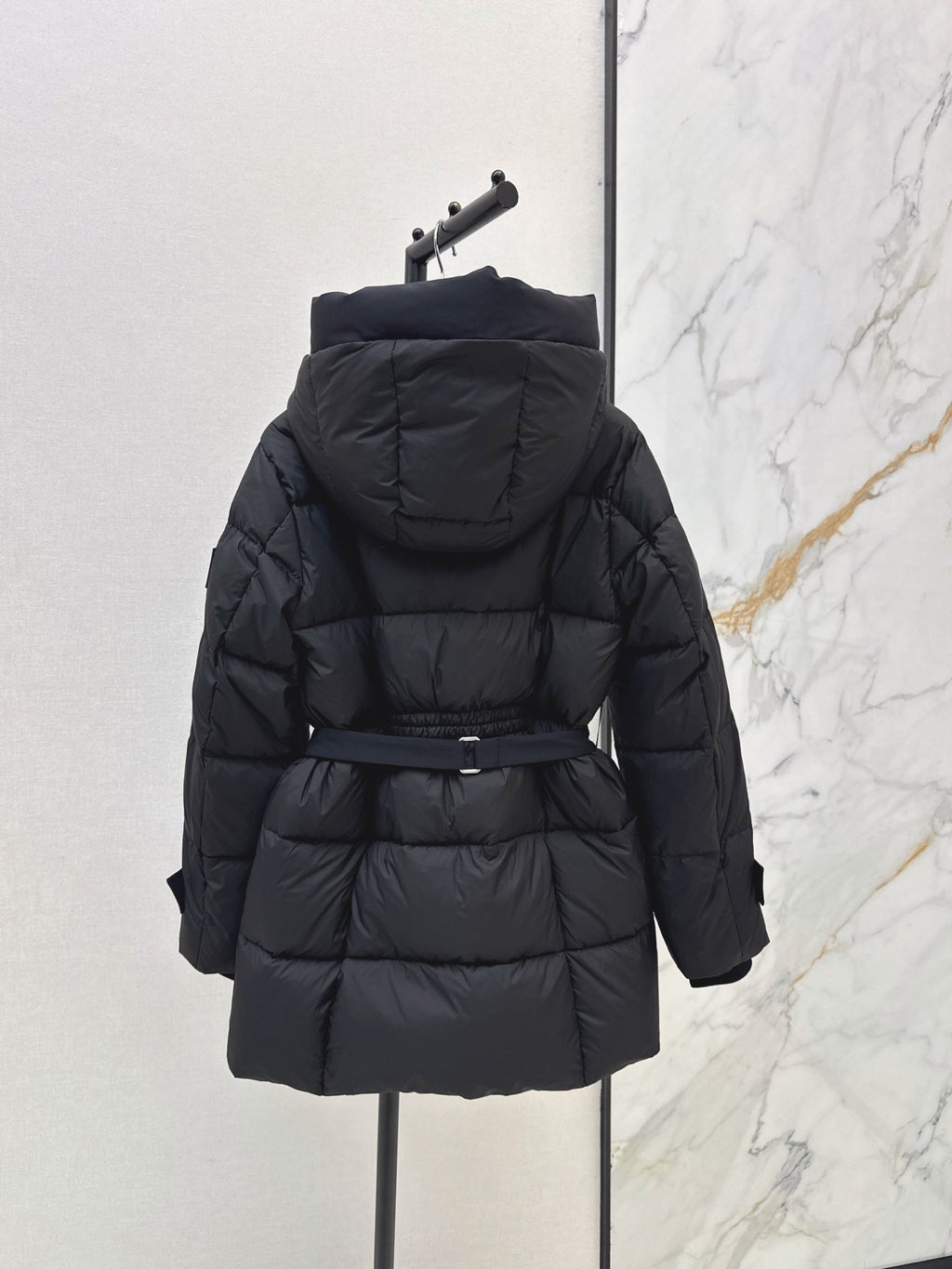 26 Fall/Winter Latest Hooded Mid-Length Down Jacket