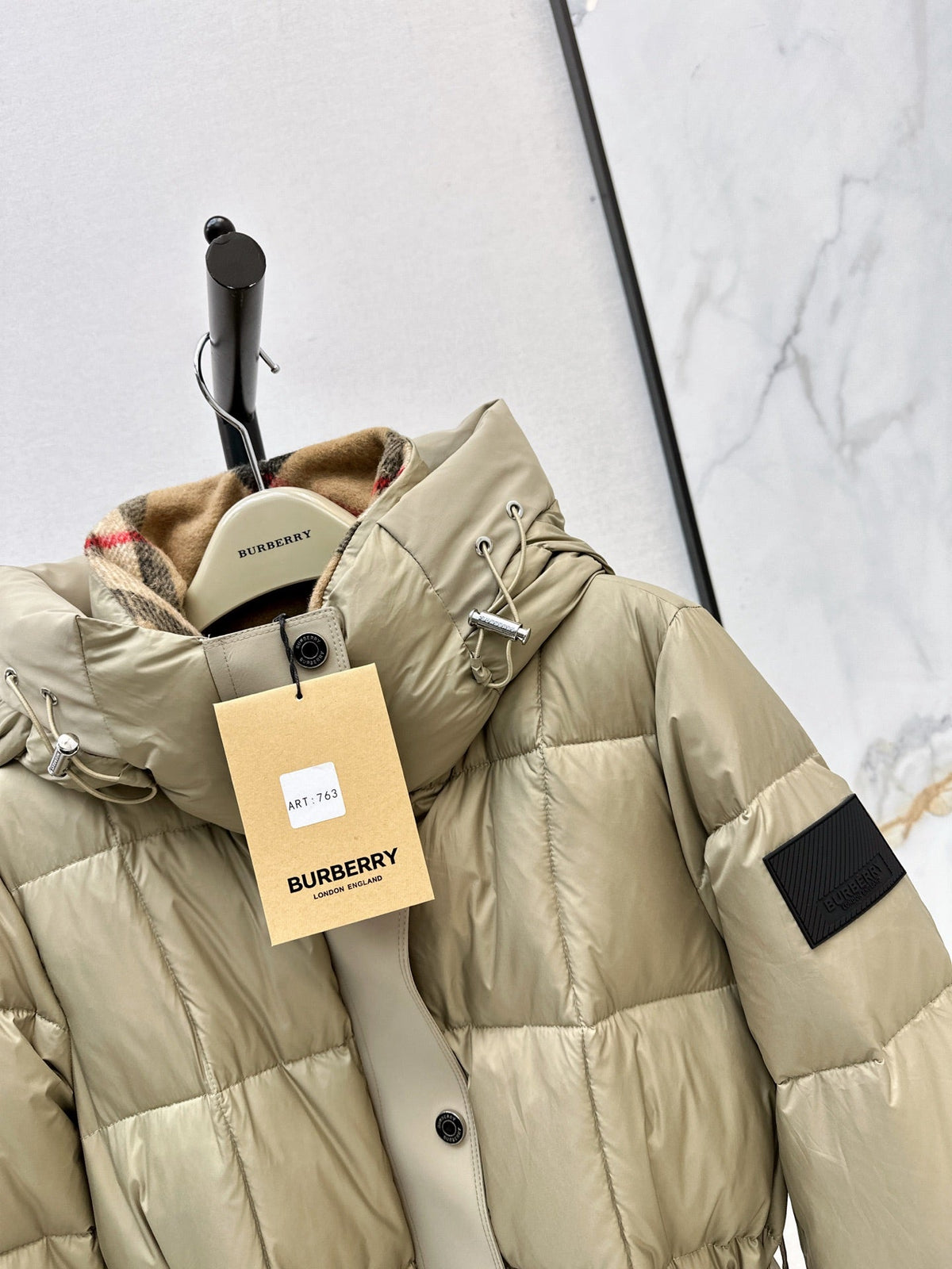 26 Fall/Winter Latest Hooded Mid-Length Down Jacket