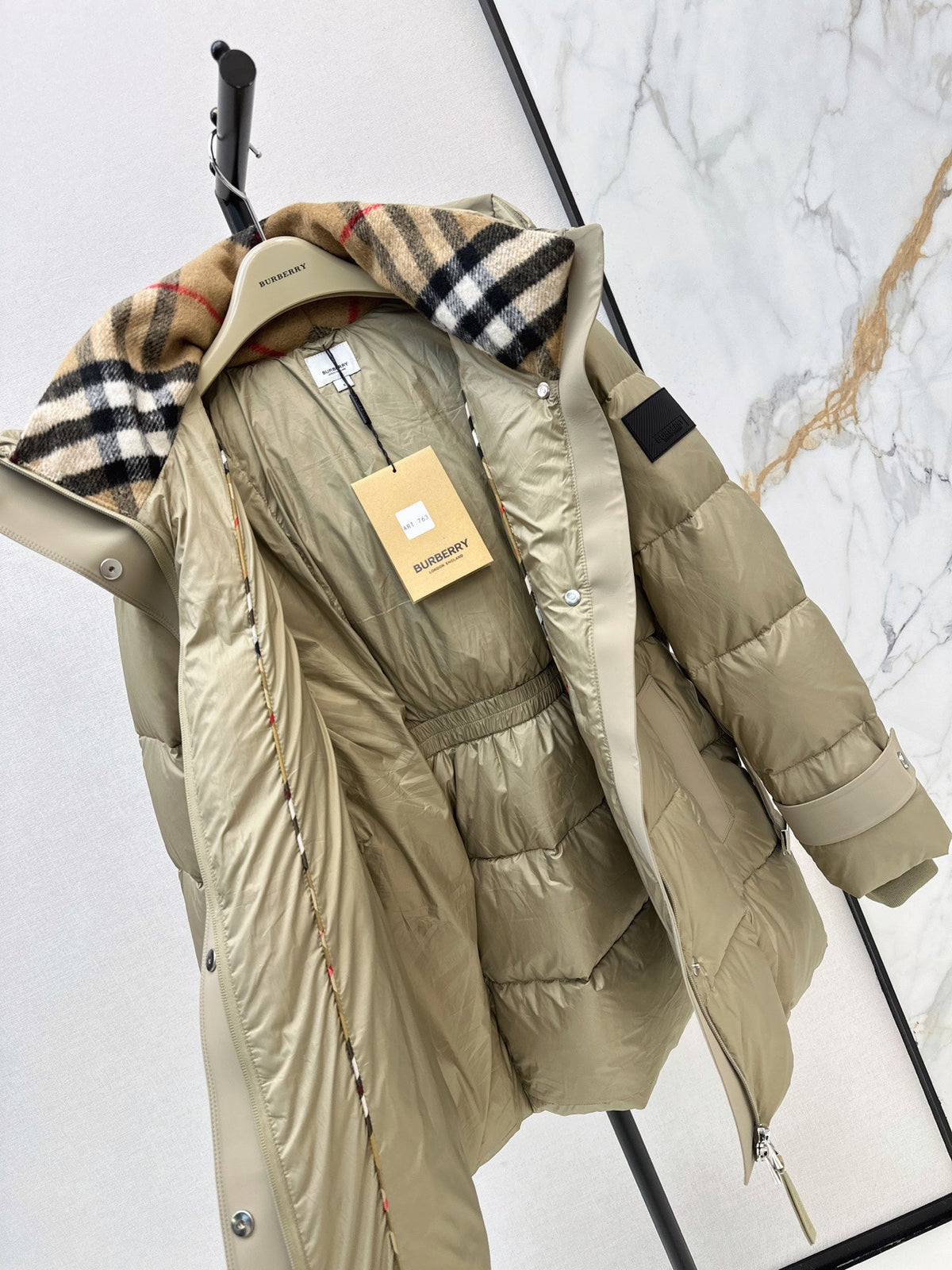 26 Fall/Winter Latest Hooded Mid-Length Down Jacket