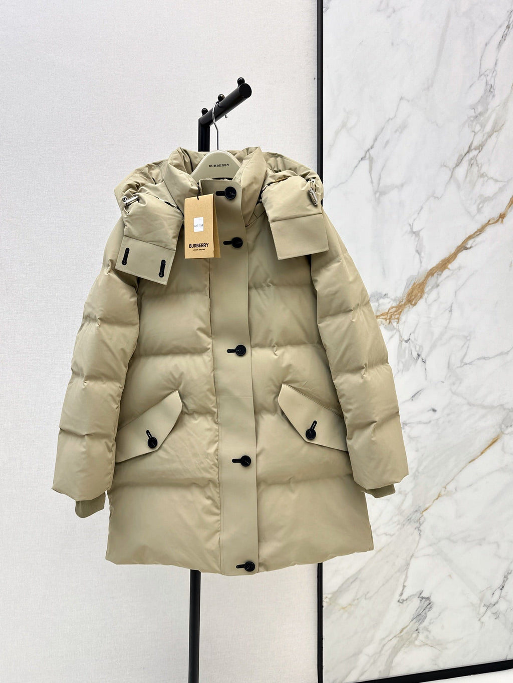 26 Fall/Winter Latest Hooded Mid-Length Down Jacket