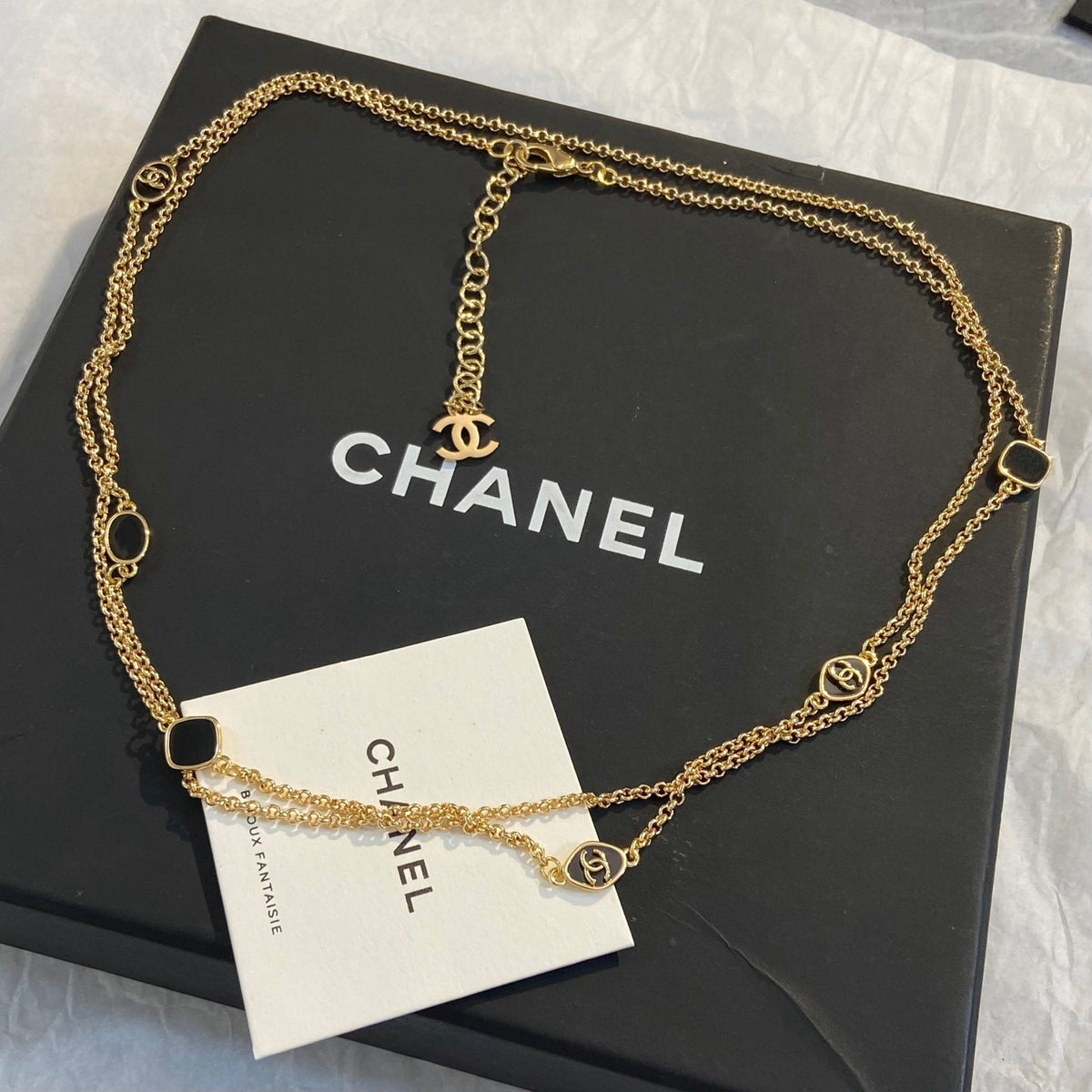 26B Gold and Black Geometric Sweater Chain