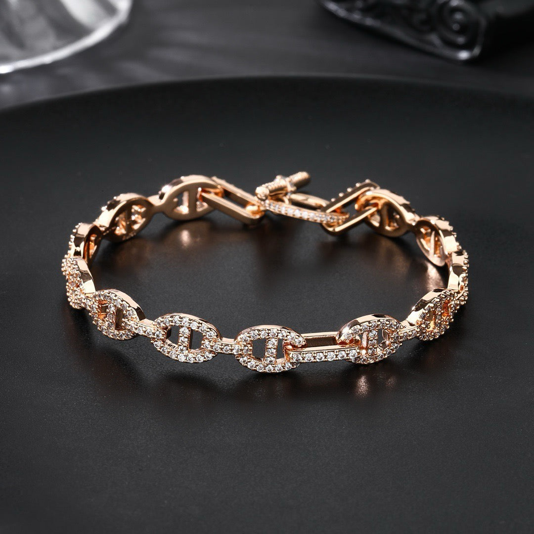 26 New Pig Nose Bracelet