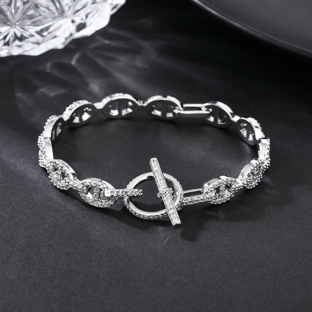26 New Pig Nose Bracelet