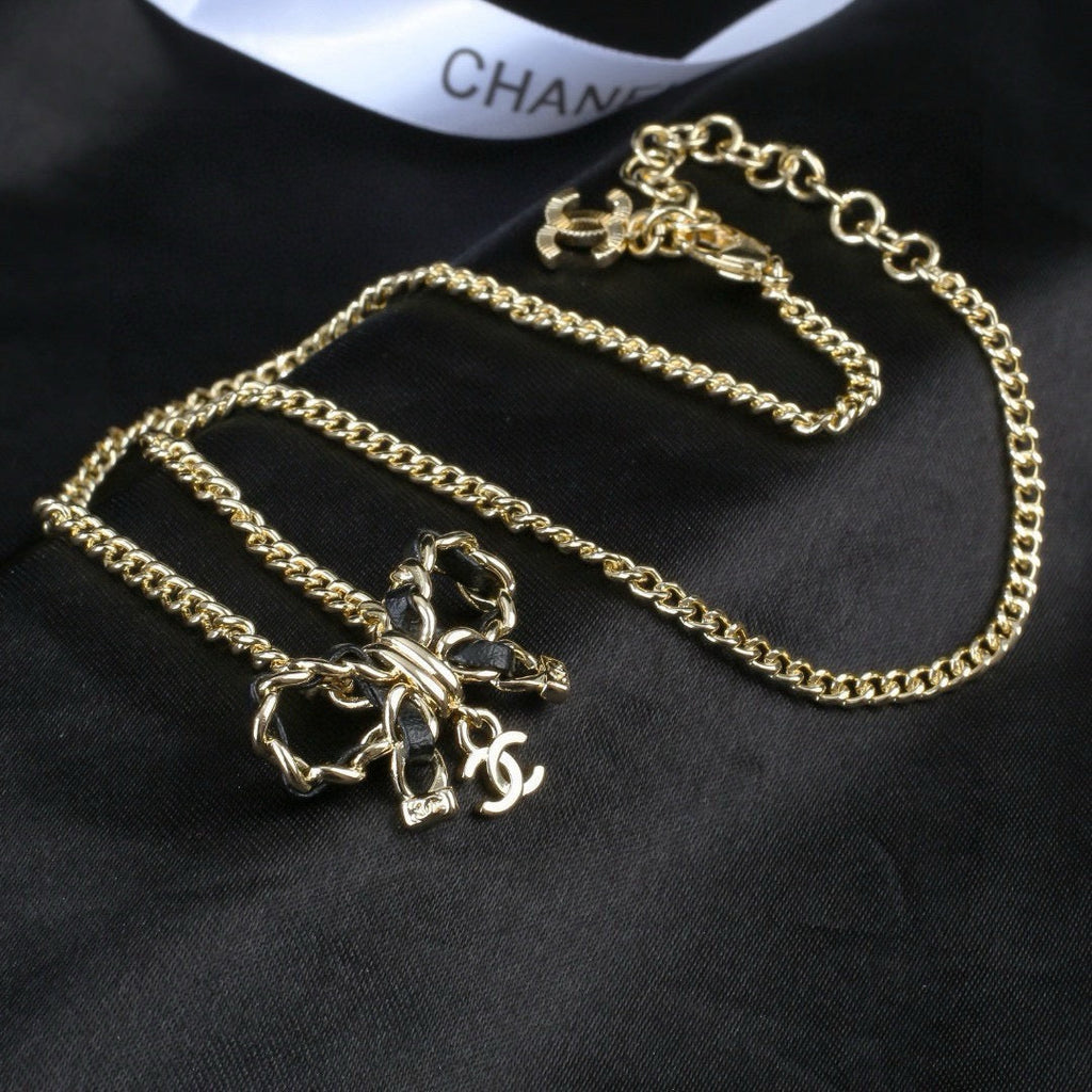 26 New Style Bowknot Necklace