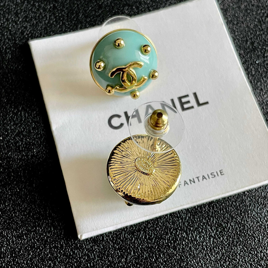 26 New Style Pre-Owned Earrings