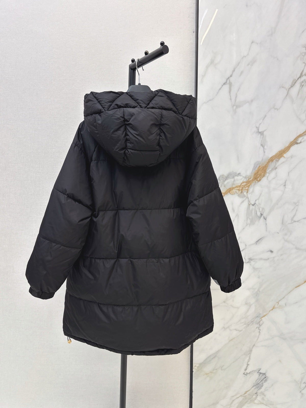26 Fall/Winter Latest Simple Sleeve Patch Hooded Mid-Length Down Jacket