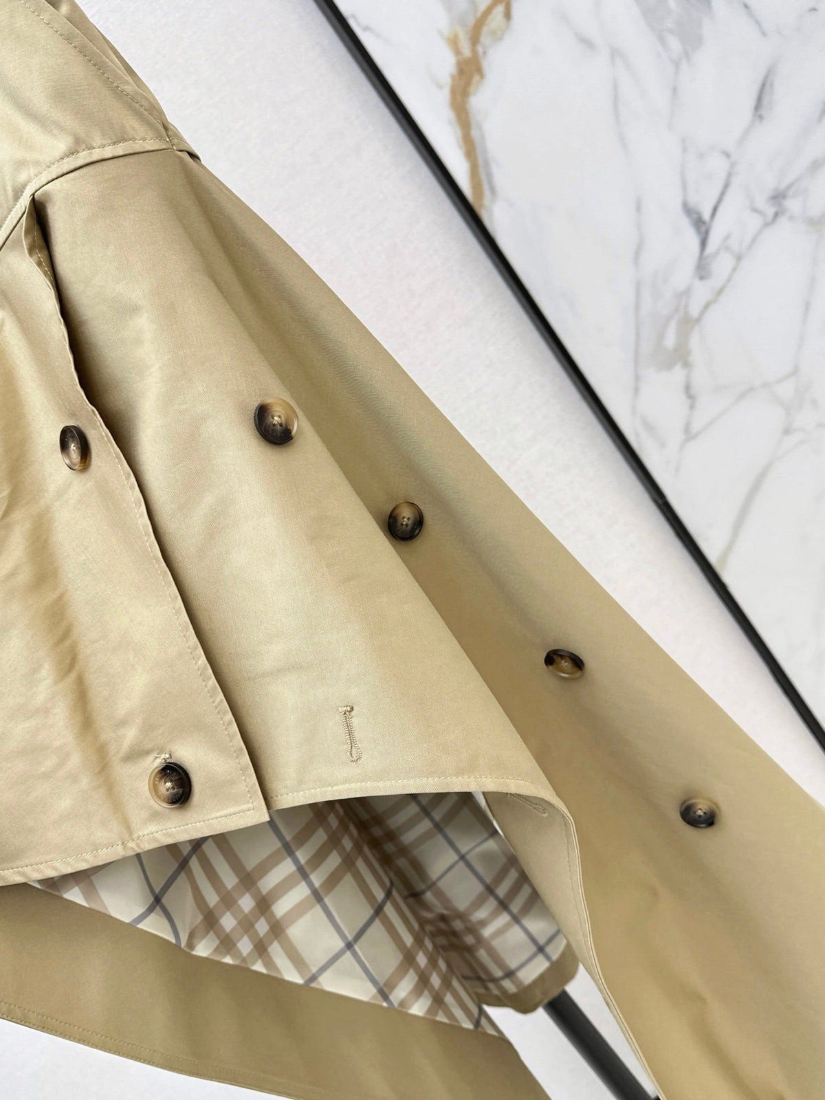 26 Fall/Winter Latest Irregular Cut High-Waist Skirtc