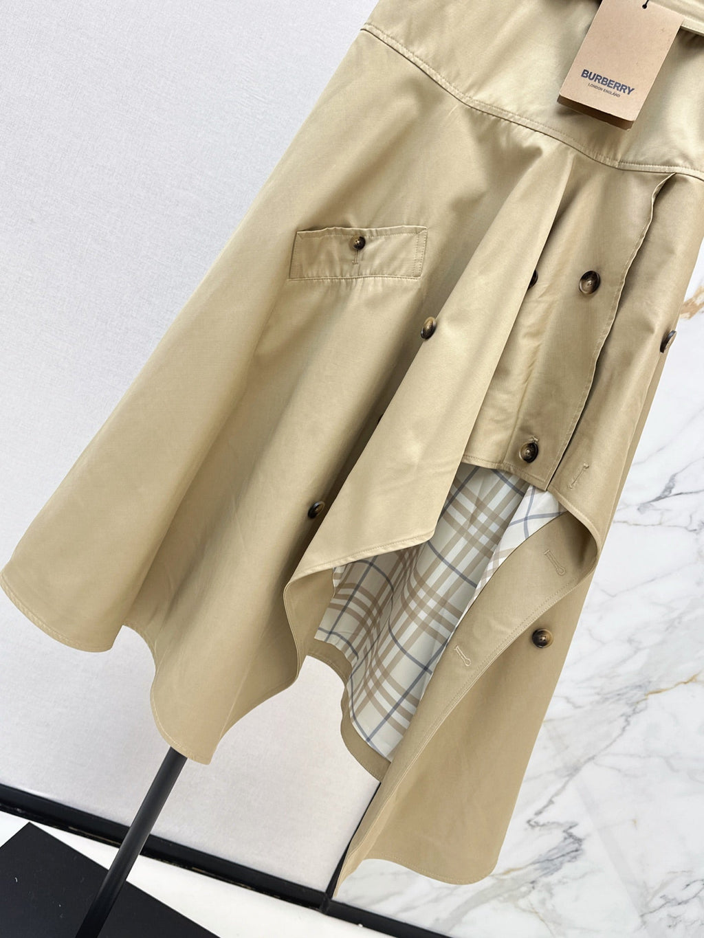 26 Fall/Winter Latest Irregular Cut High-Waist Skirtc