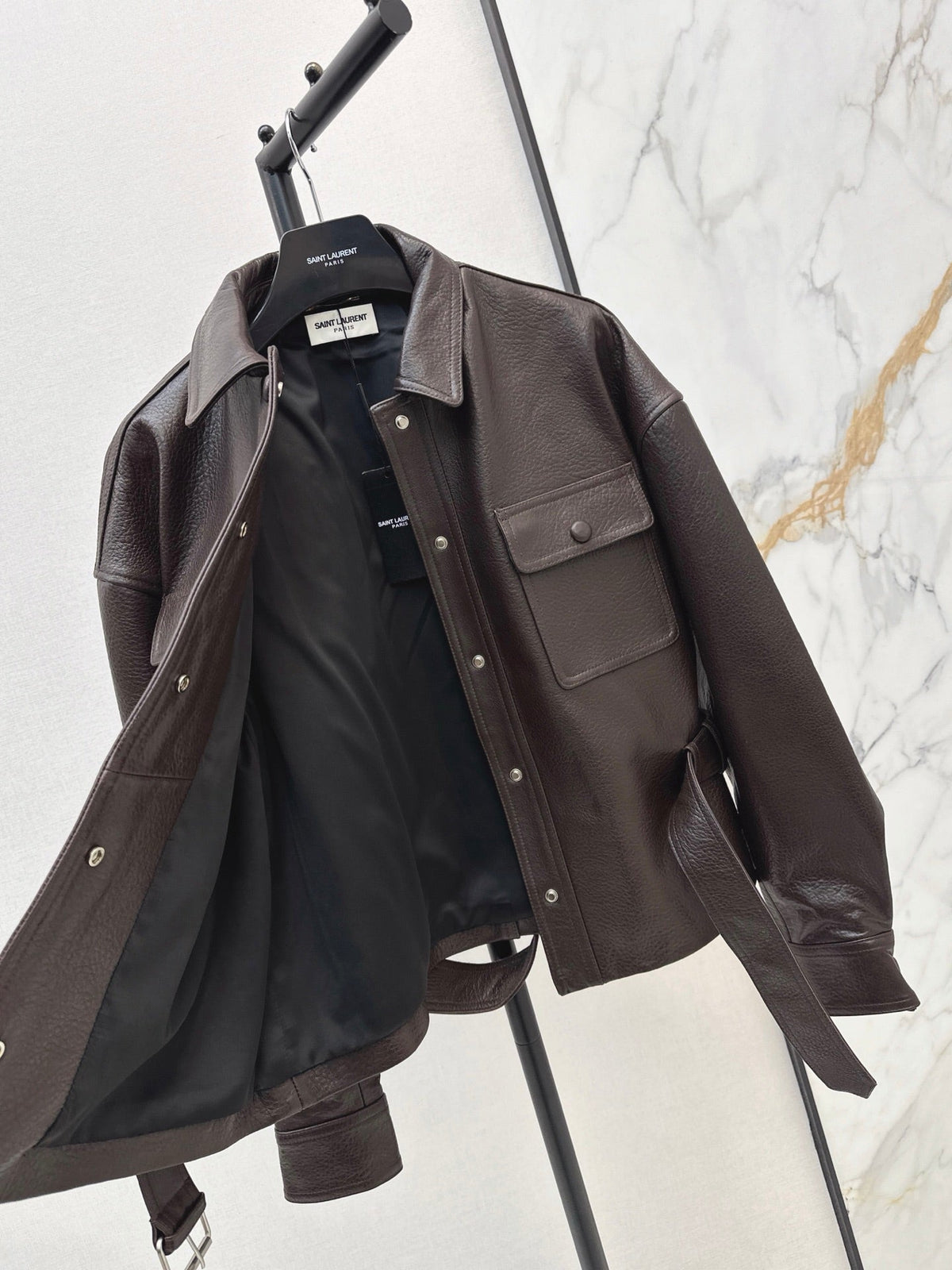 26 Early Autumn Latest Hunt-style Waist-cinched Jacket