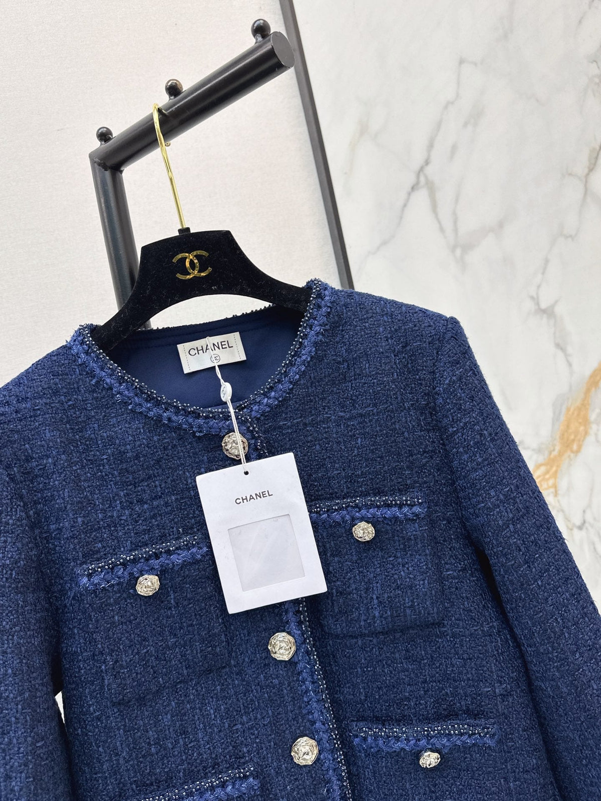 26 Fall/Winter Latest Four-Pocket Decorative Round-Neck Knit Jacket