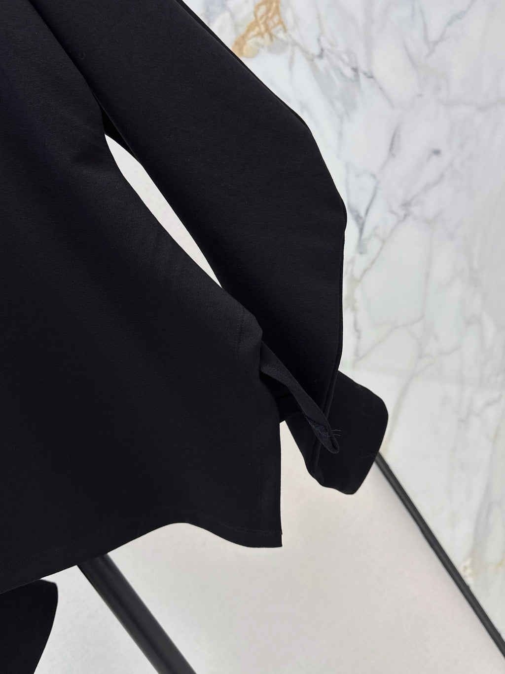 26 Fall/Winter Latest Batwing Sleeve Asymmetrical Minimalist Long Sleeve
