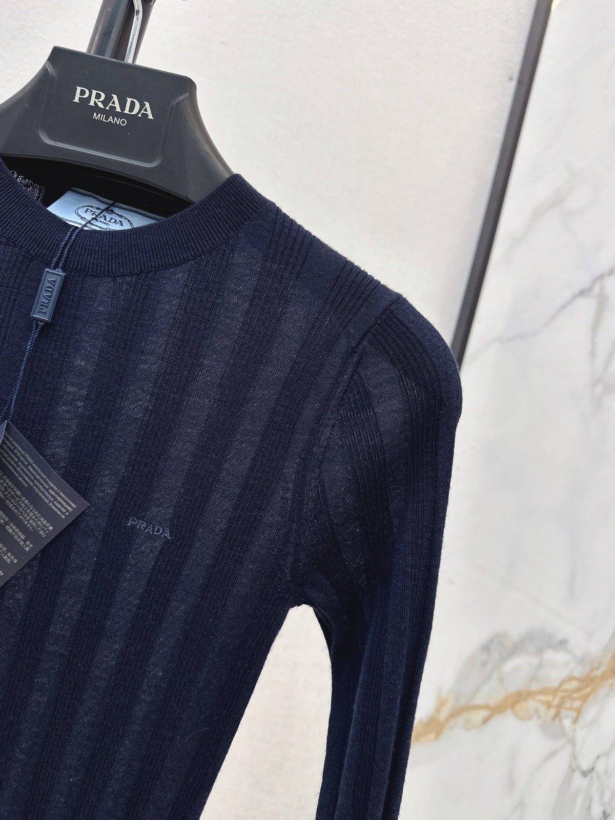 26 Autumn/Winter Latest Long-Term Style Outfit Ribbed Design Color-Block Wavy Hem Base Shirt