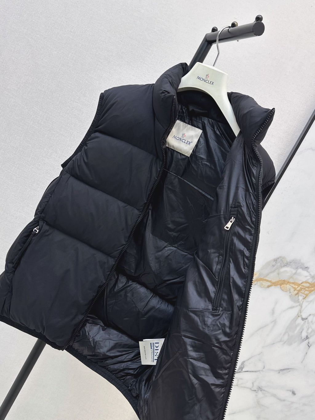 26Latest Autumn/Winter Stand-Collar Down Vest