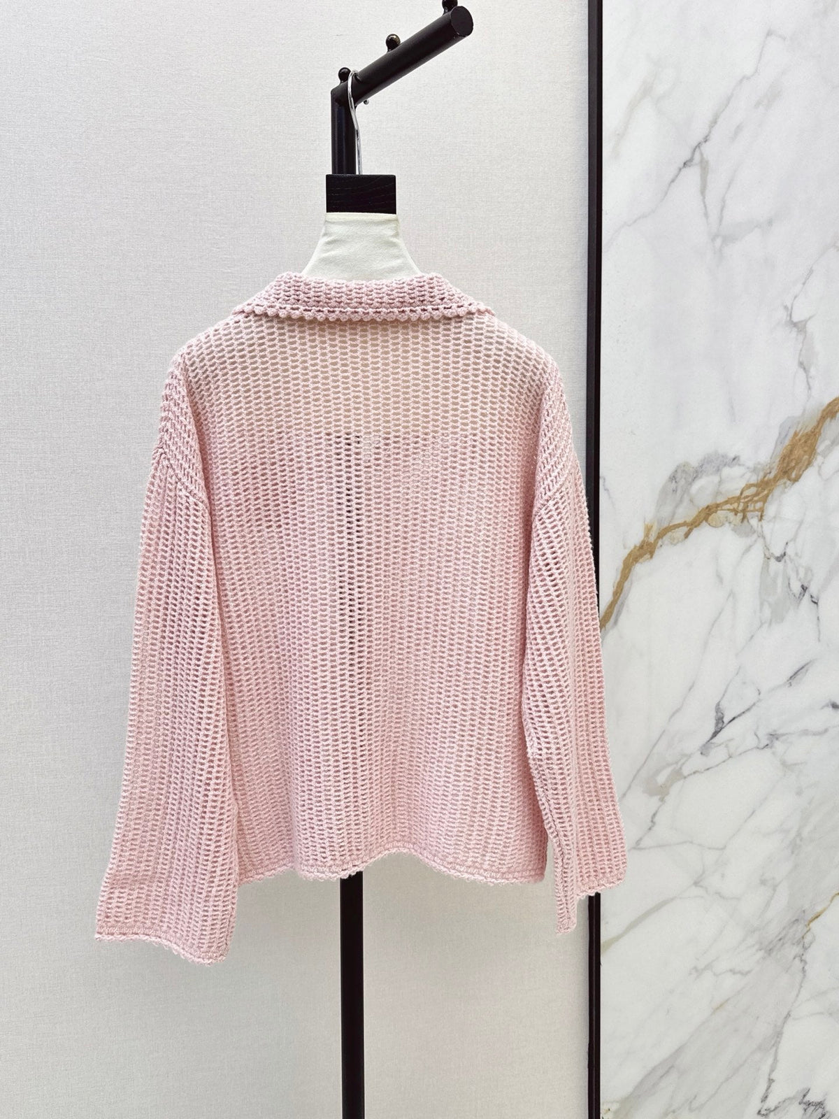 26Latest Autumn/Winter Open-Knit Collared Sweater