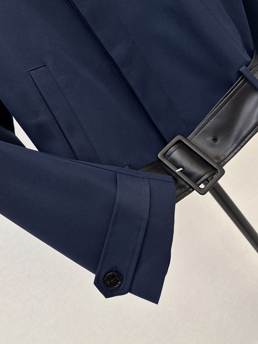 26Latest Autumn/Winter Navy Short Trench Jacket with Leather Accents