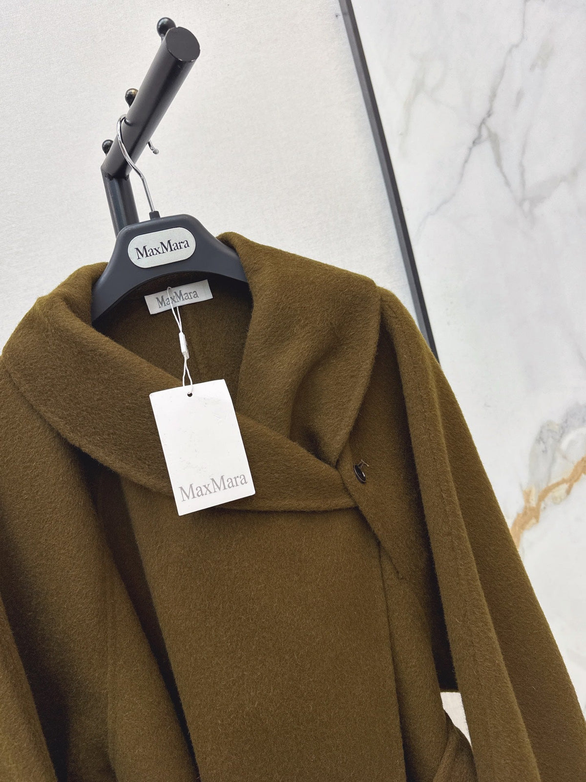 26A must-have long, double-faced wool coat for the stylish woman this autumn/winter.