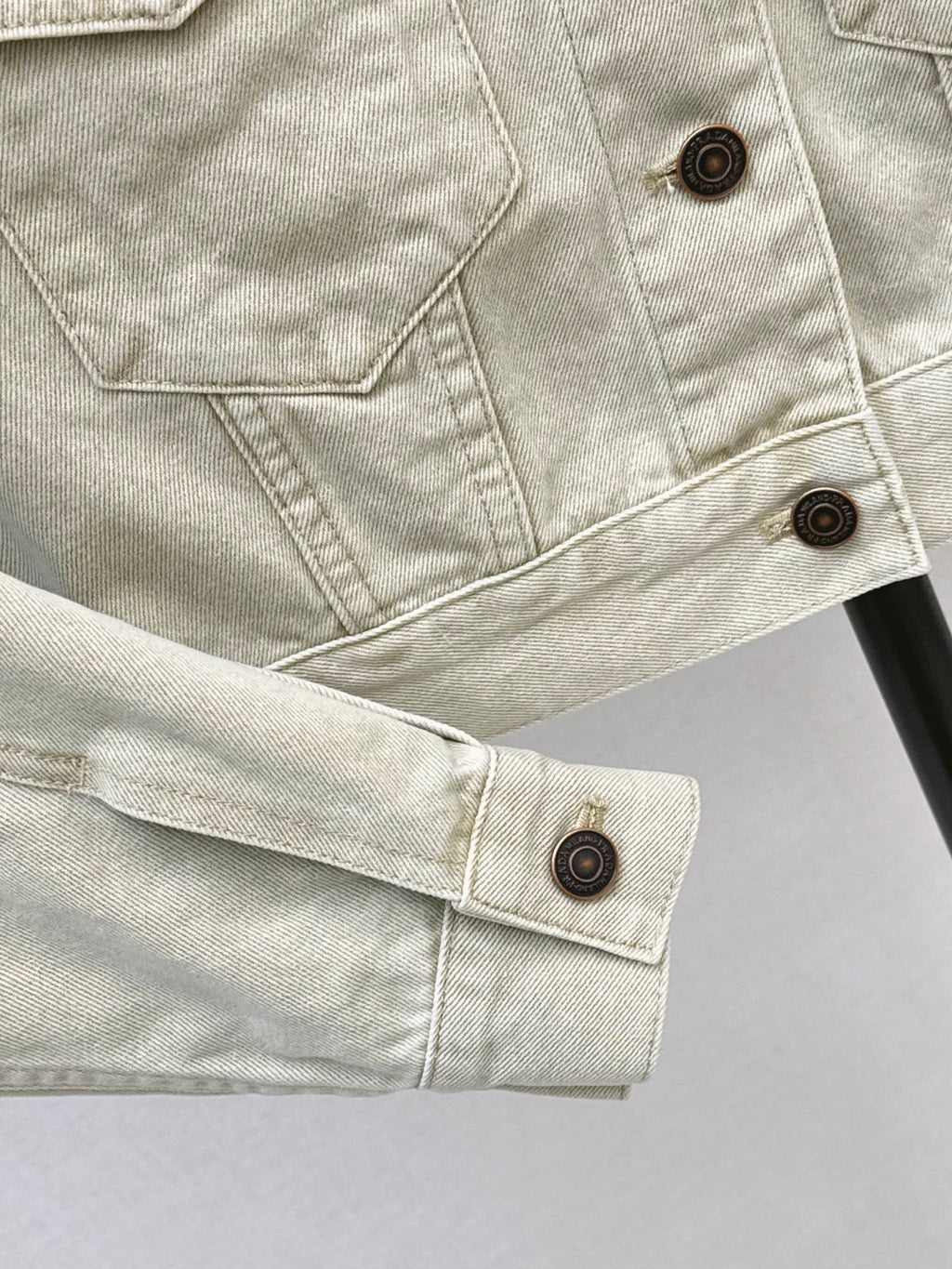 26 Fall/Winter Latest Retro Washed Short Denim Jacket
