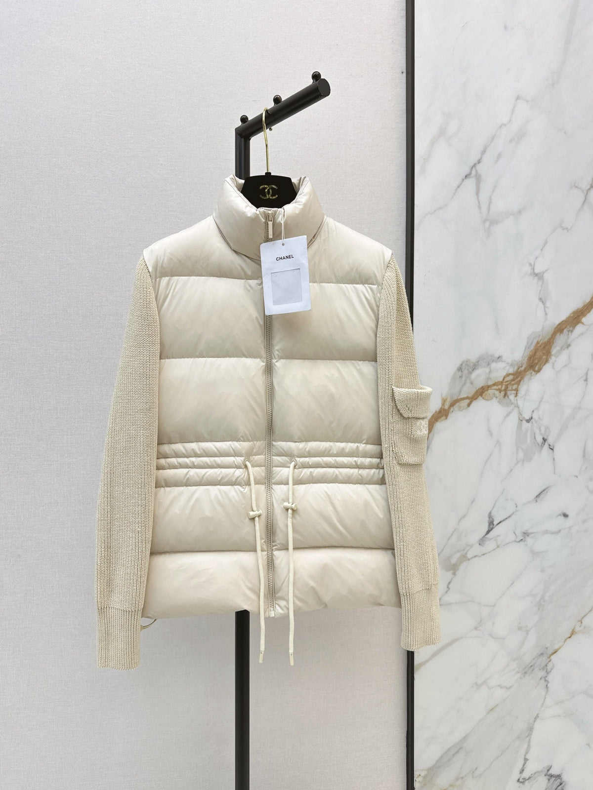 26 Fall/Winter Latest Wool Sleeve Patch Drawstring Down Jacket