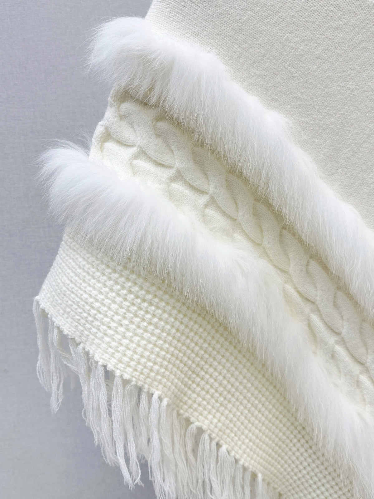 26 Fall/Winter Latest Best-Selling Series Fox Fur Collar Cape Coat