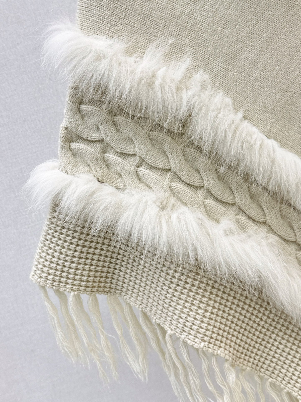 26 Fall/Winter Latest Best-Selling Series Fox Fur Collar Cape Coat