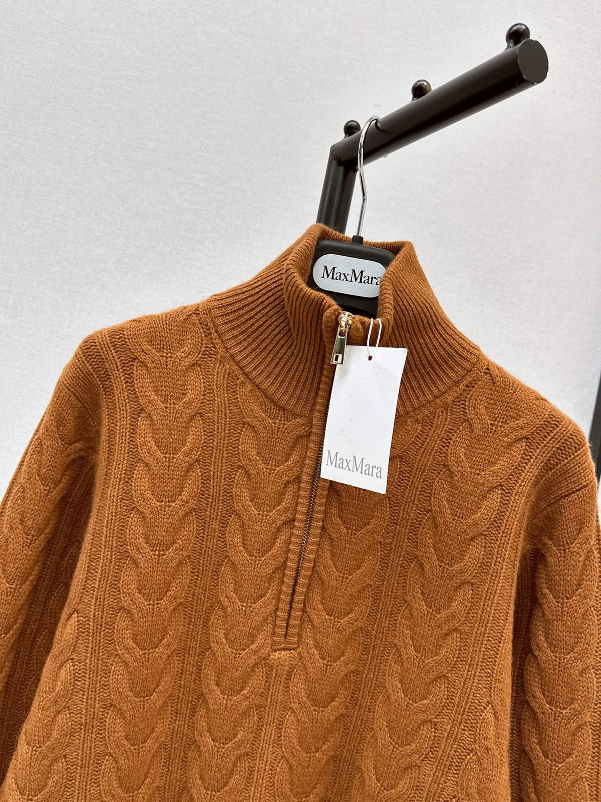 26 Fall/Winter Latest Cable Knit Half-Zip Polo Wool Sweater