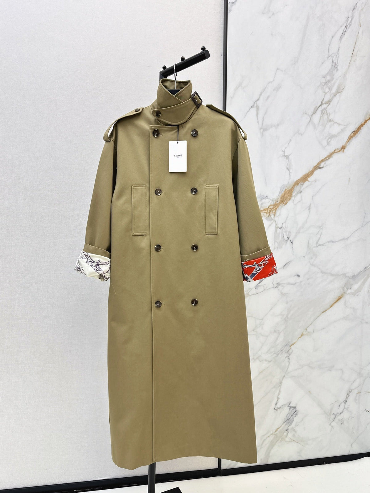 26Latest Autumn/Winter Long Trench Coat with Printed Lining