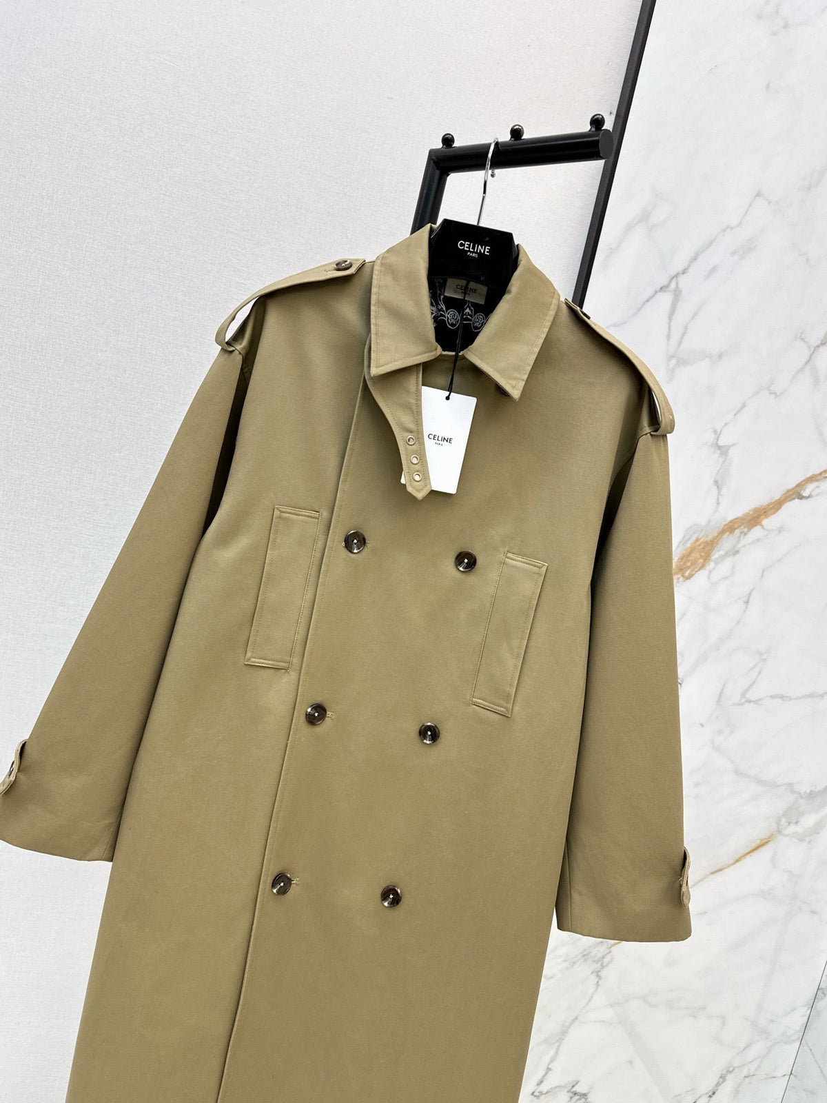 26Latest Autumn/Winter Long Trench Coat with Printed Lining