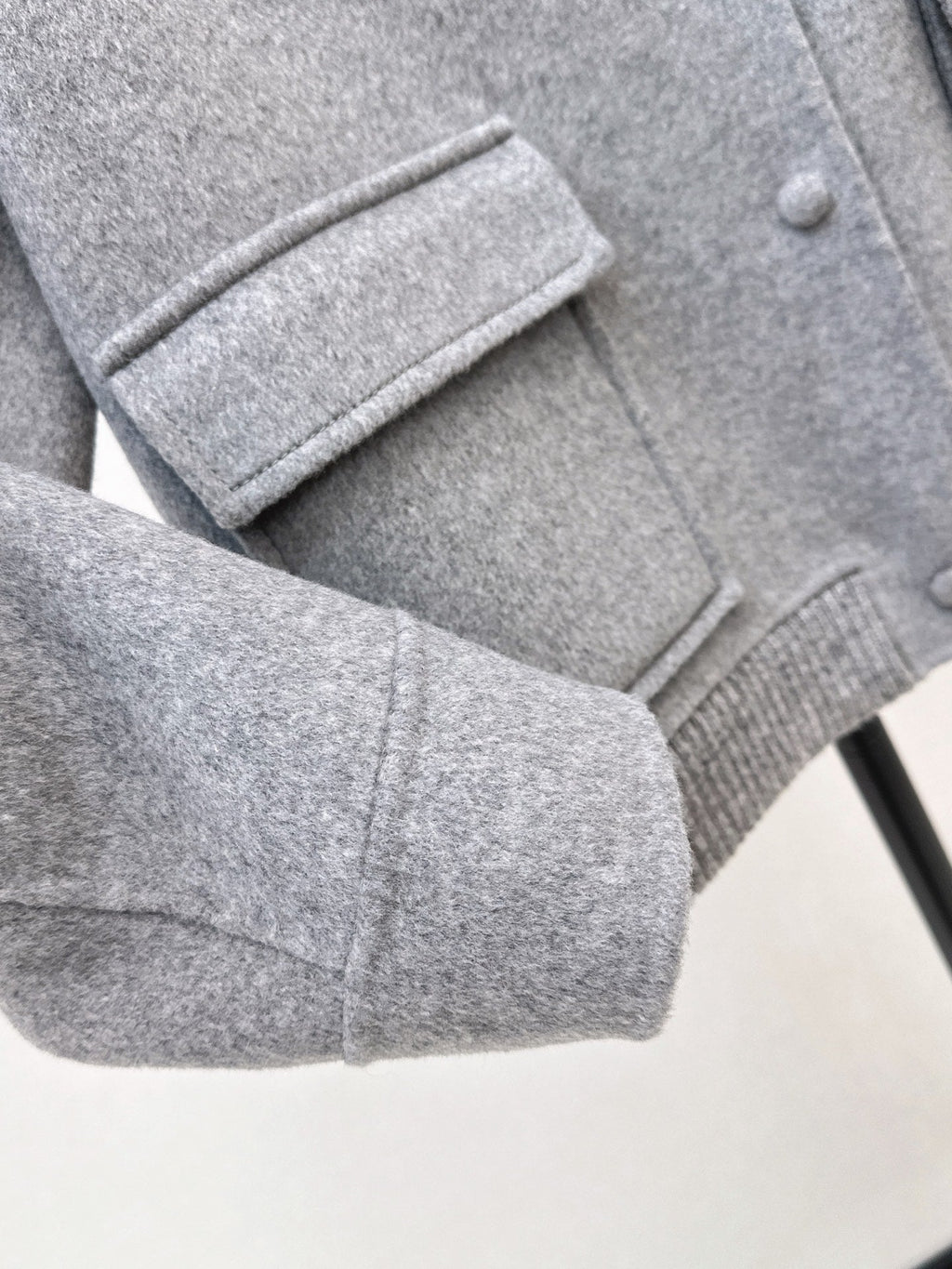 26Latest Autumn/Winter Minimalist Double-Faced Wool-Blend Jacket with Baseball Collar