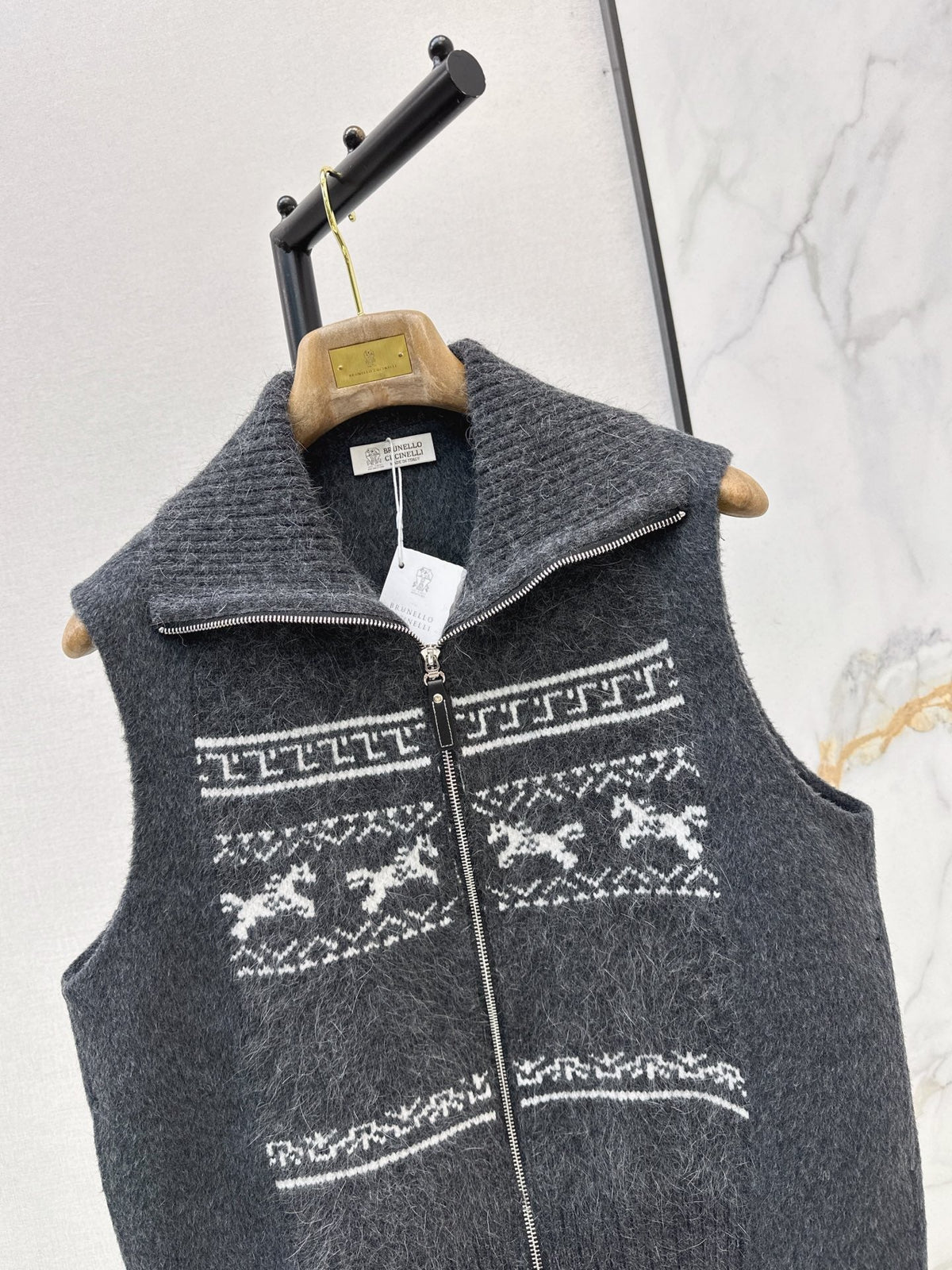 26A must-have Fair Isle style double-faced wool-blend coat with a lapel collar—the latest arrival for the autumn/winter season.